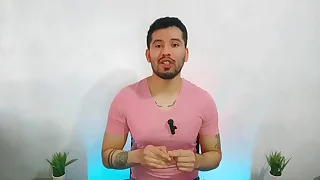 Mi Sugar-daddy hetero con novia me penetra a pelo en mi cama mientras el ve videos porno heteros! Relato sexual